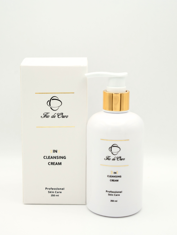 Fio de Ouro 3 in 1 cleanser with box