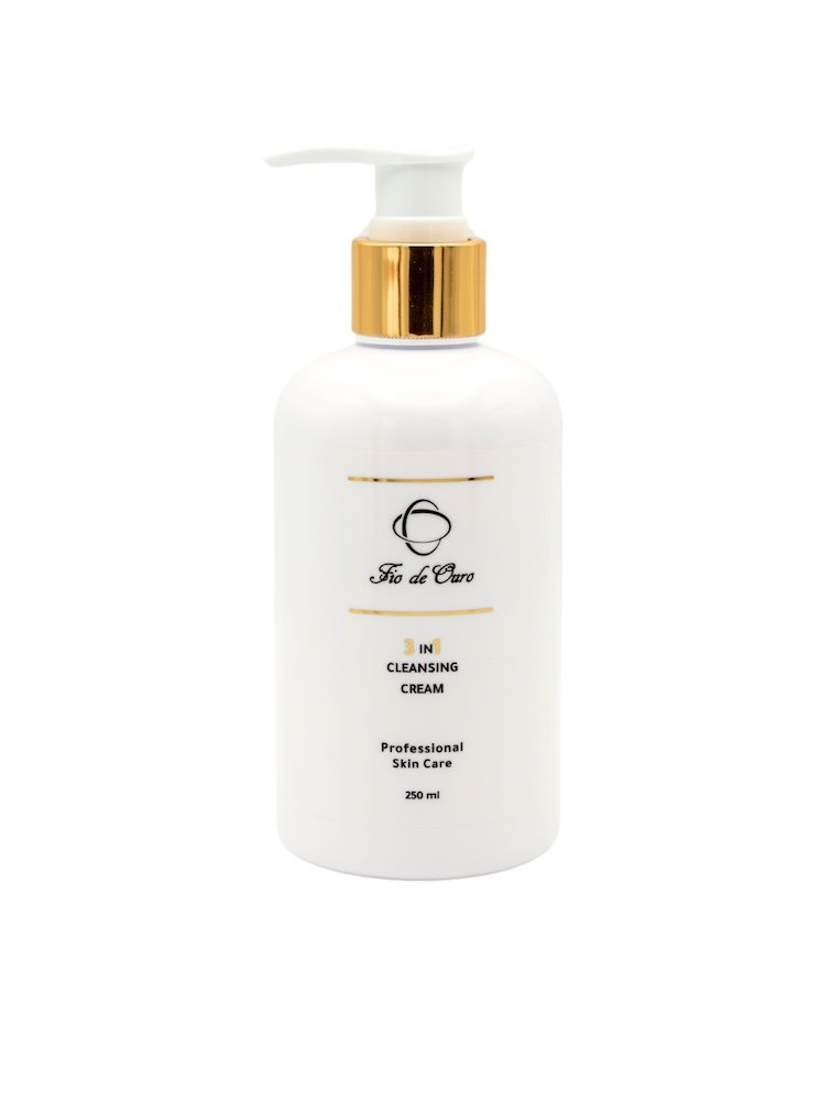 Fio de ouro 3 in 1 facial cleanser for dry skin bottle